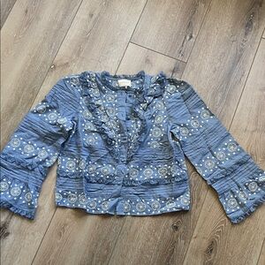 Sezane Nele embroidered vintage ruffle blue cropped shirt. NWT!!